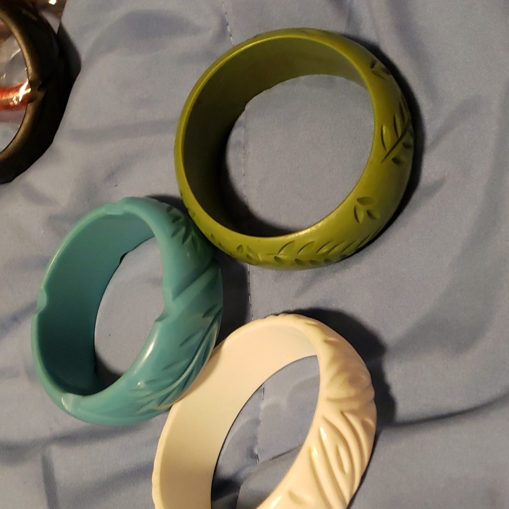 Vintage style bangle bracelets various colors and styles